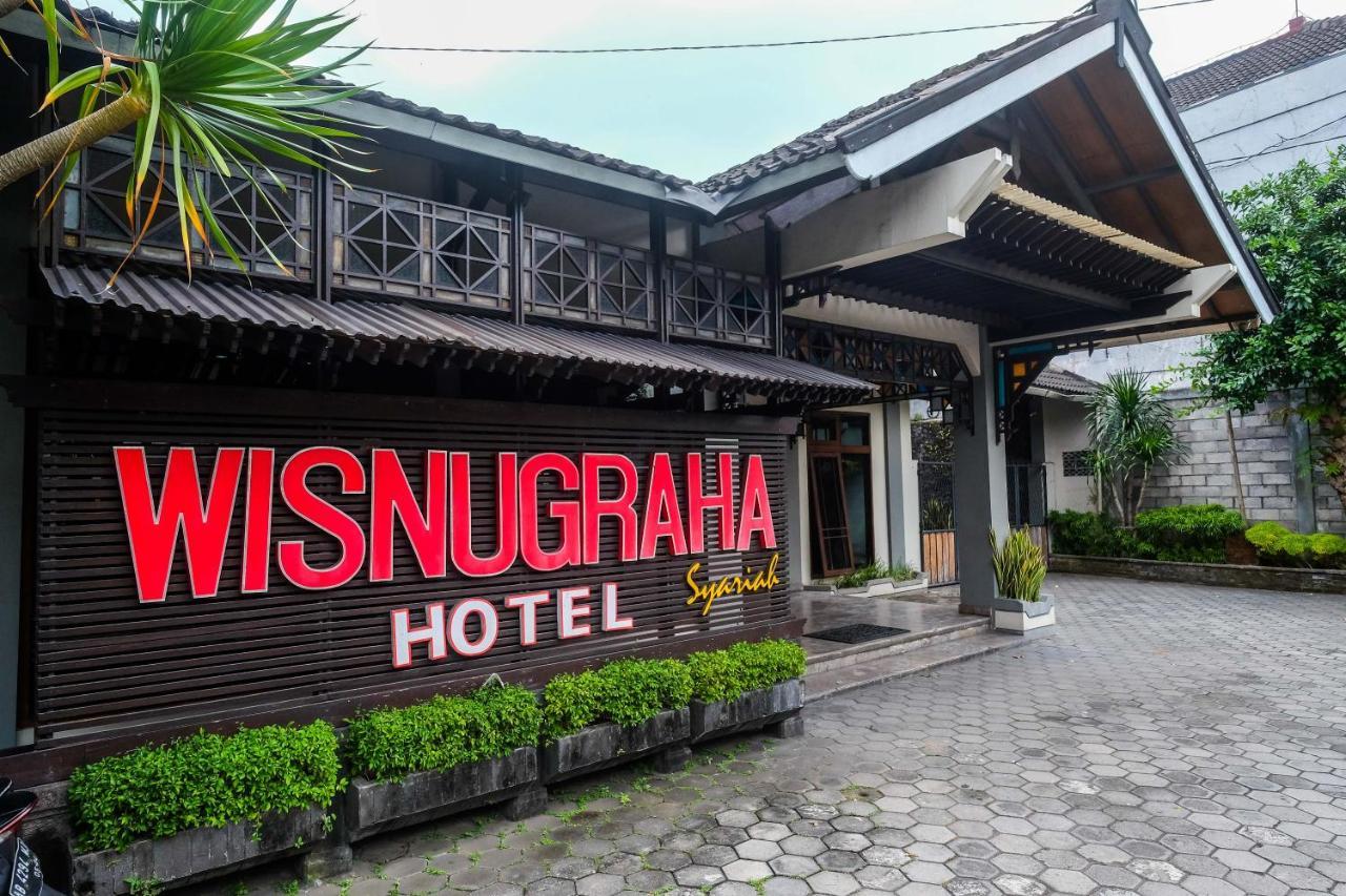 Urbanview Hotel Syariah Wisnugraha By Reddoorz Yogyakarta Exterior photo